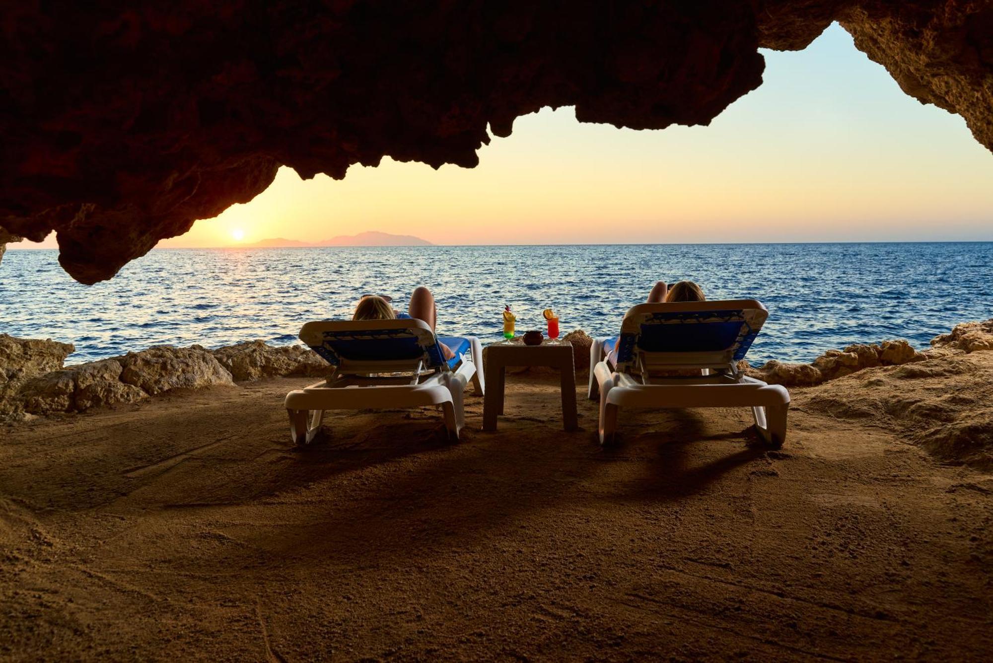 Dreams Beach Resort - Sharm El Sheikh Екстериор снимка Sunset at the beach